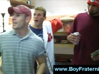 Fratboys make stud play homoerotic game